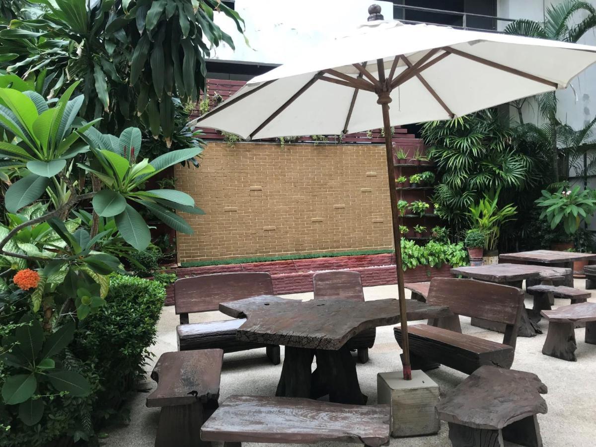 Baron Beach Hotel Pattaya Eksteriør billede