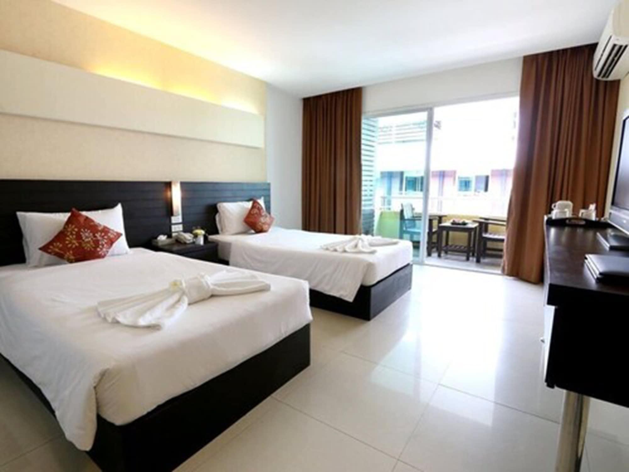 Baron Beach Hotel Pattaya Eksteriør billede