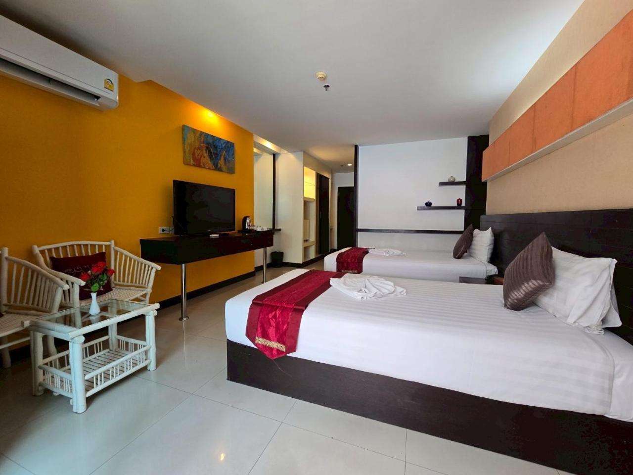 Baron Beach Hotel Pattaya Eksteriør billede